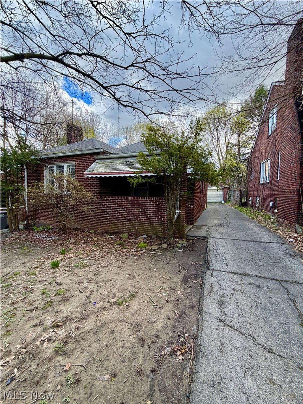 Photo of 119 Upland Avenue, Youngstown, OH 44505 (MLS # 5199341)