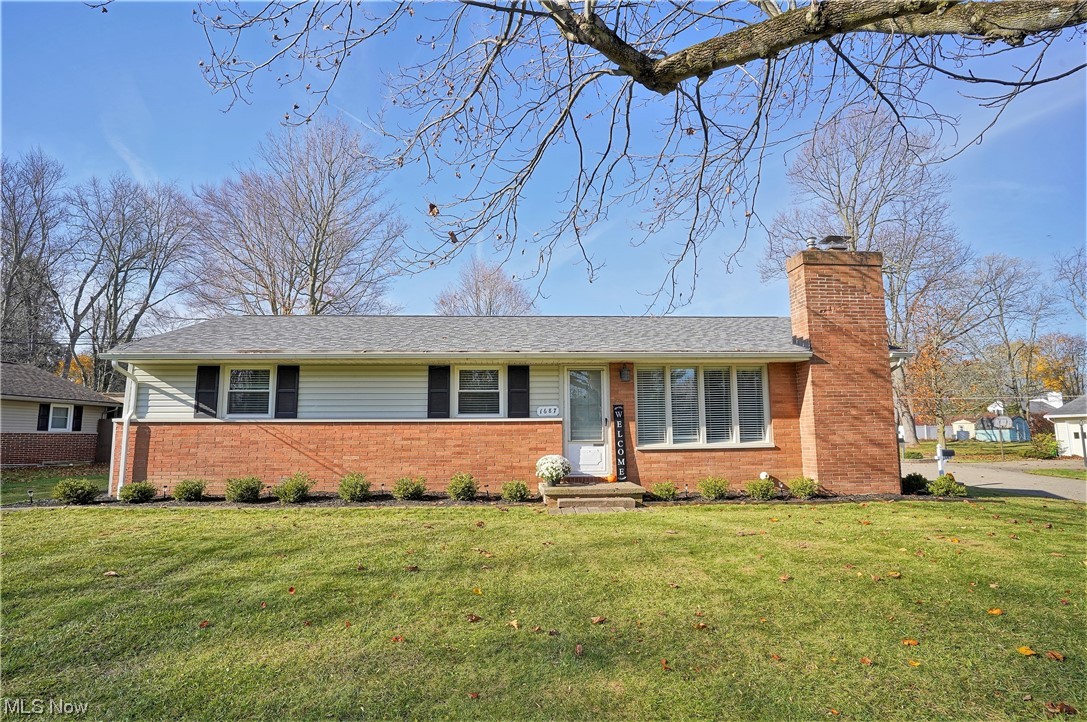 Wow wow wow this incredibly beautiful three bed one bath ranch has been meticulously taken care of and has move-in ready for its next buyer. With a fenced in backyard it is perfect for entertaining or any pet lovers. Located in a beautiful neighborhood, and close to shopping and amenities this home is ideal for comfort and convenience. Please make sure to contact your agent to get a showing before this one is gone!