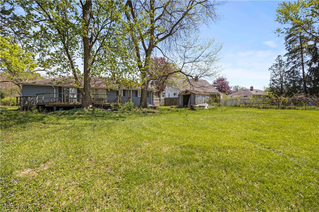 6486 Charles Road, North Olmsted, Ohio image 11