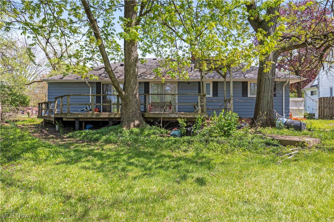 6486 Charles Road, North Olmsted, Ohio image 5