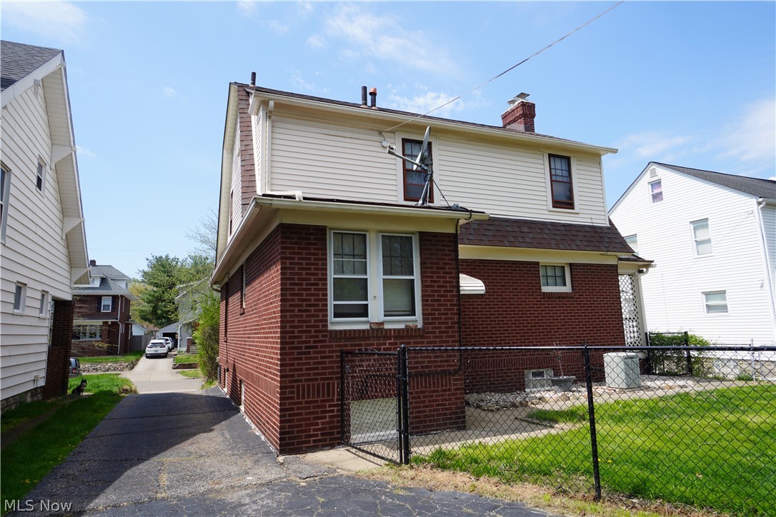 359 Patterson Avenue