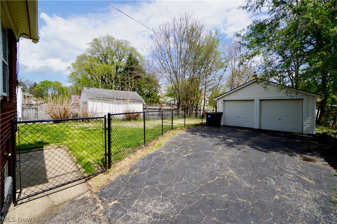 359 Patterson Avenue