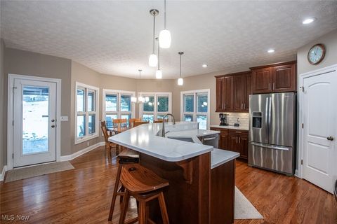 Tiny photo for 355 Wakefield Run Boulevard, Hinckley, OH 44233 (MLS # 5178345)