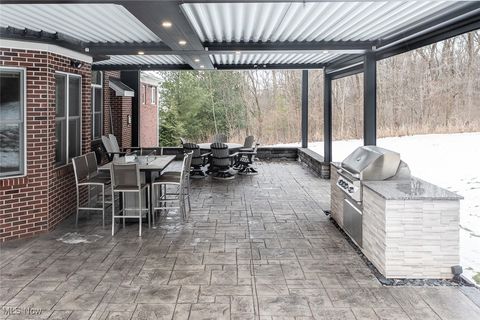 Tiny photo for 355 Wakefield Run Boulevard, Hinckley, OH 44233 (MLS # 5178345)