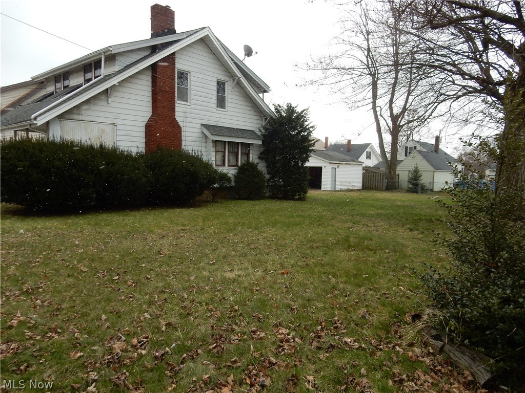 East Akron Terrace - Residential