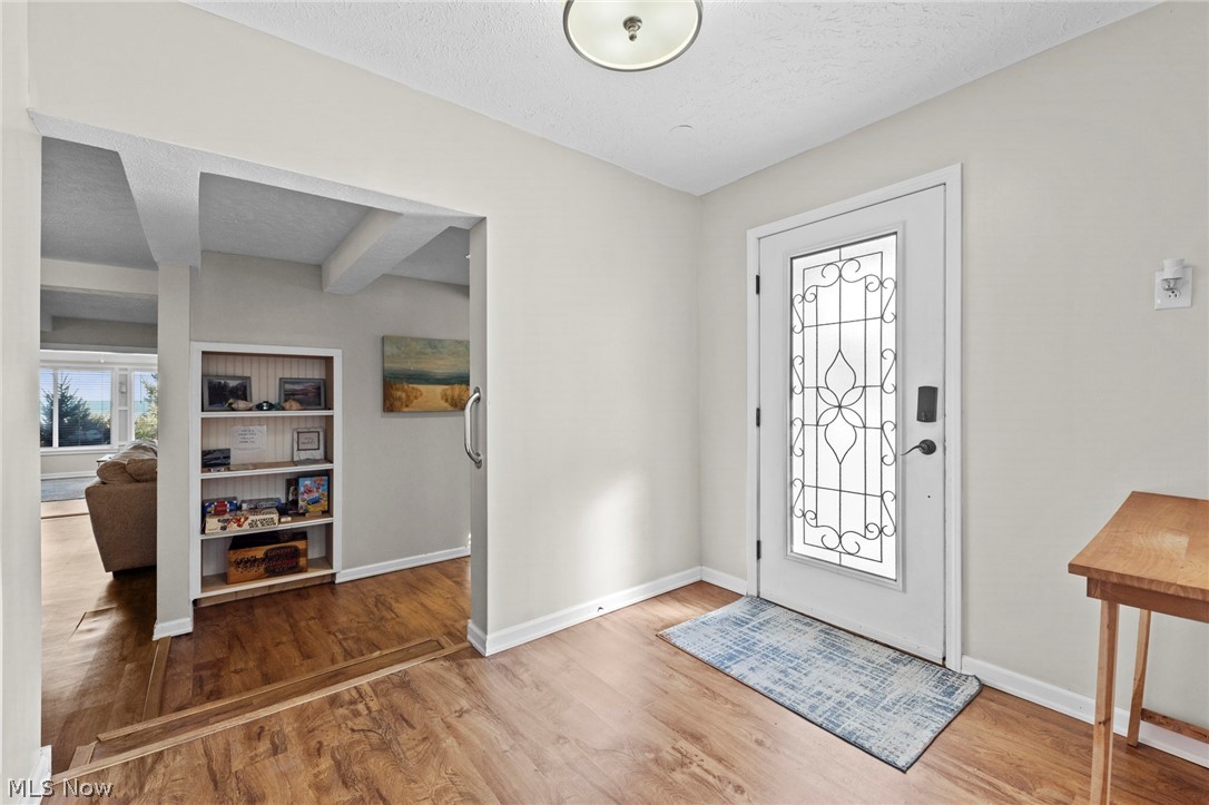 3708 Edgewater Drive