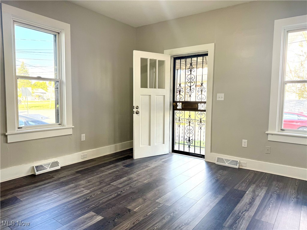 Pitt Cookes Sub - Residential