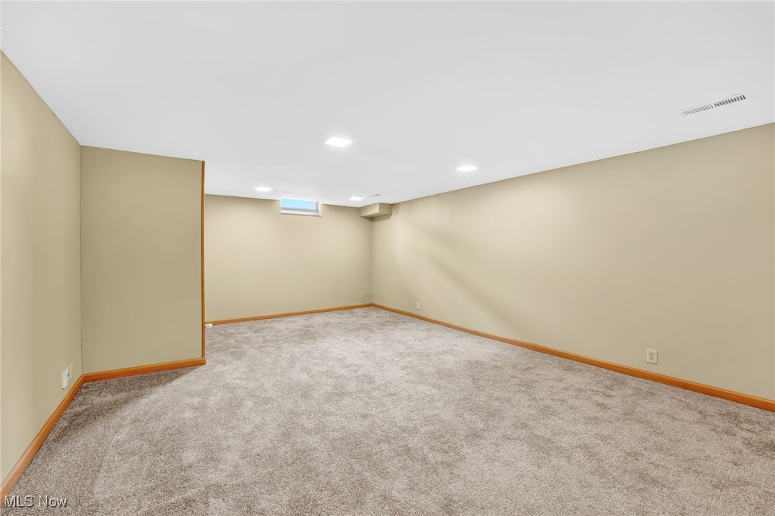 4214 Tallwood Court, North Olmsted, Ohio image 31