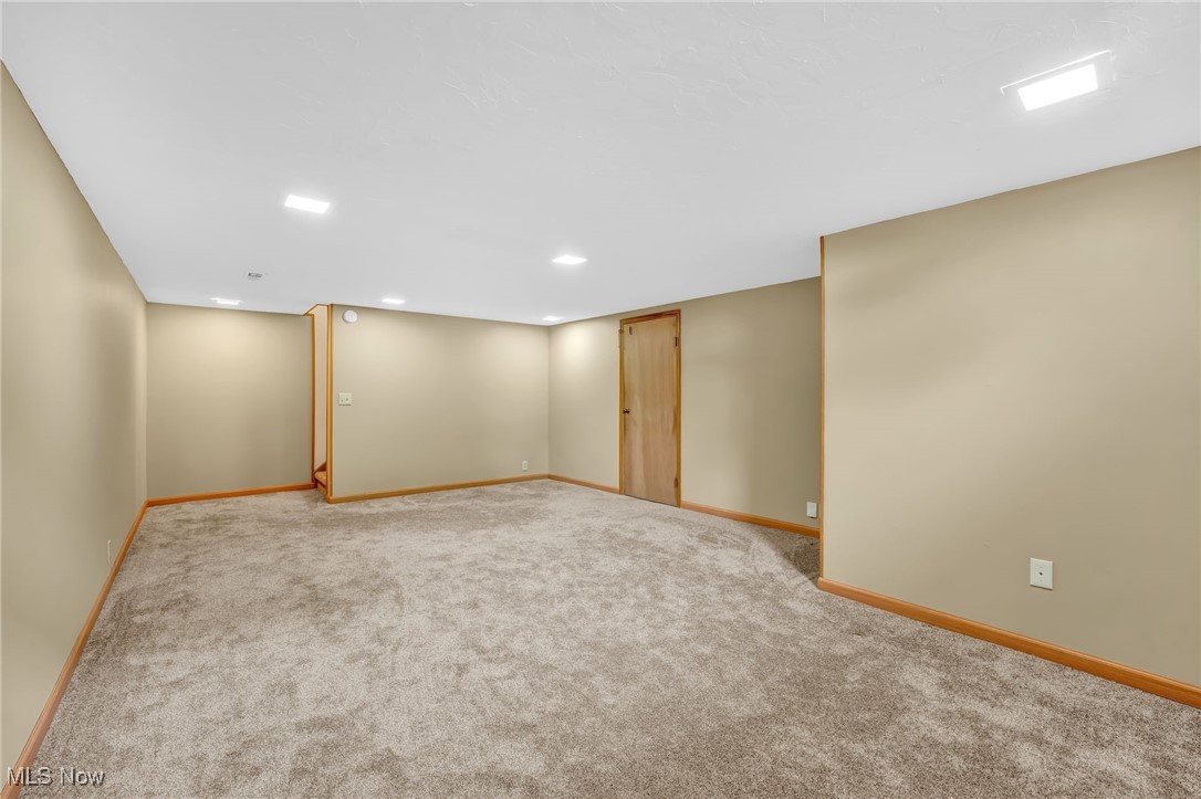 4214 Tallwood Court, North Olmsted, Ohio image 32