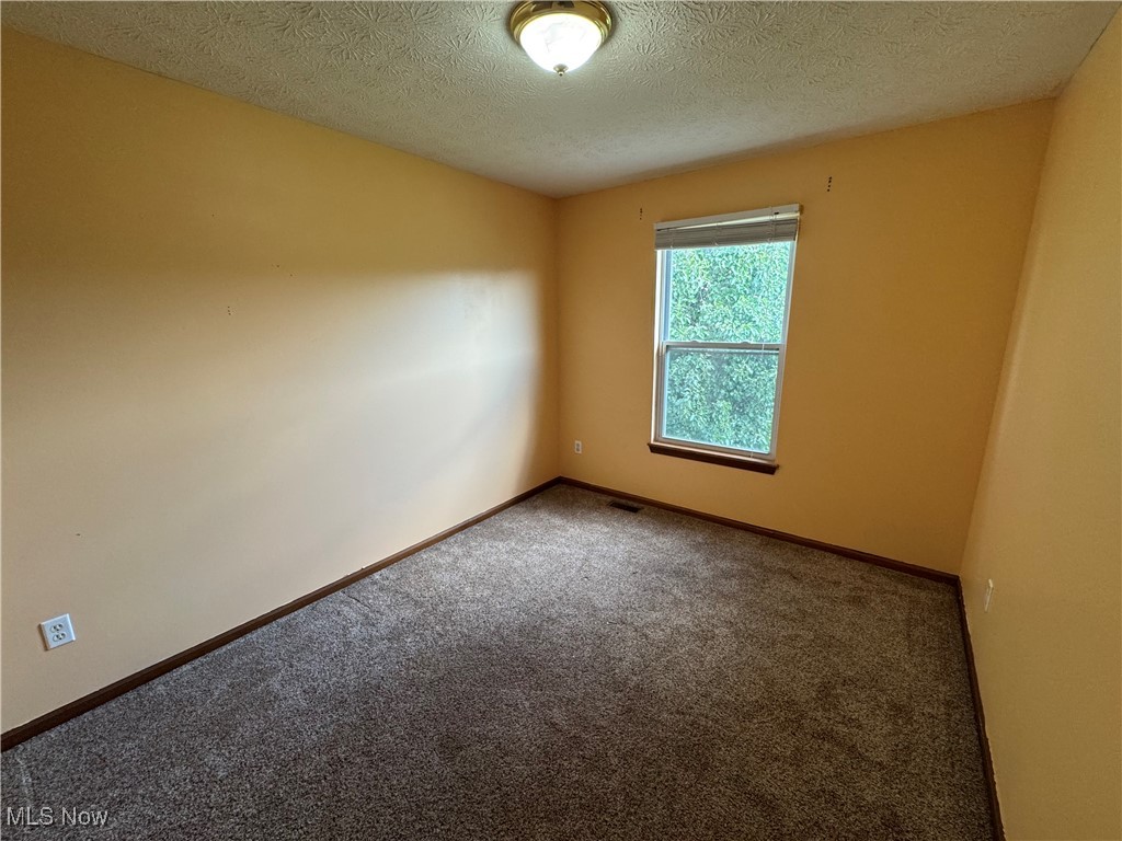 Meadow Lakes Sub - Residential Lease