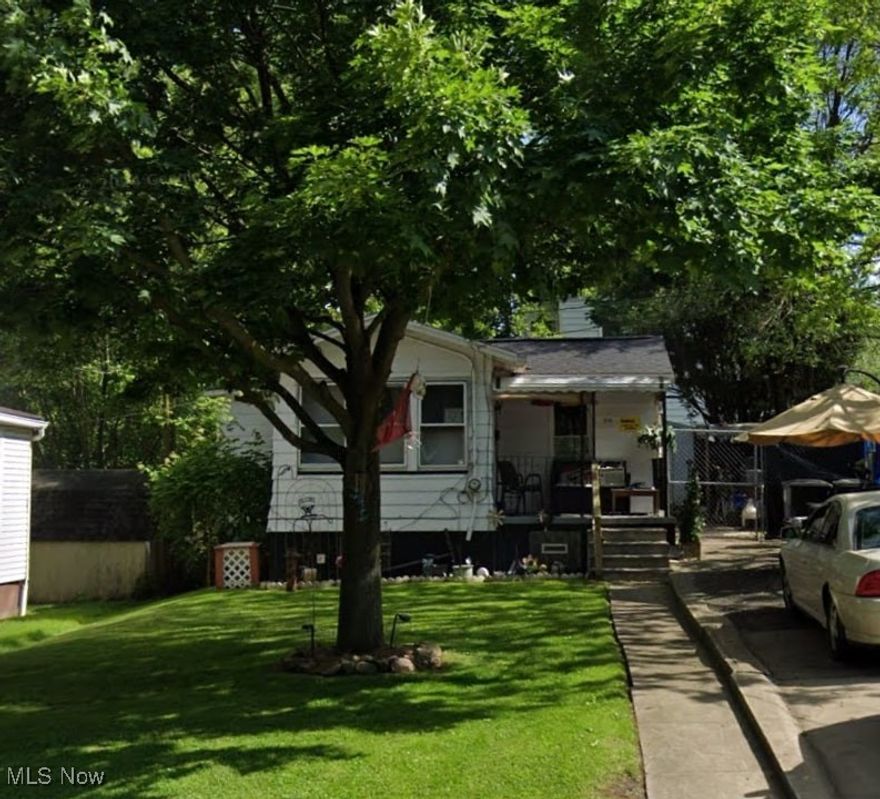 “Entered for Comp Purposes Only”. 
This was a package deal that included all of the properties below:
- 1052 Berwin St, Akron OH 44310
- 1160 Neville Ave, Akron OH 44306
- 518 Rothrock Ave, Akron OH 44314
- 563 Madison Ave , Akron OH 44320
- 767 Roscoe Ave, Akron OH 44306
- 883 Bye St, Akron OH 44320
- 1891 2nd St SW, Akron OH 44314
- 1061 Merton Ave , Akron OH 4430
- 2088 17th st SW, Akron OH 44314