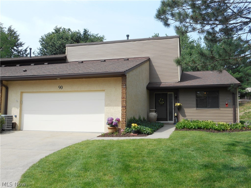 Desirable, end unit, ranch condo offers 2 spacious bedrooms and 2 full baths. The great room has skylights allowing for lots of natural light and sliders to the private patio. An eat-in kitchen and first floor laundry room complete this lovely home. Updates include the refrigerator, furnace and central air all new in 2016.