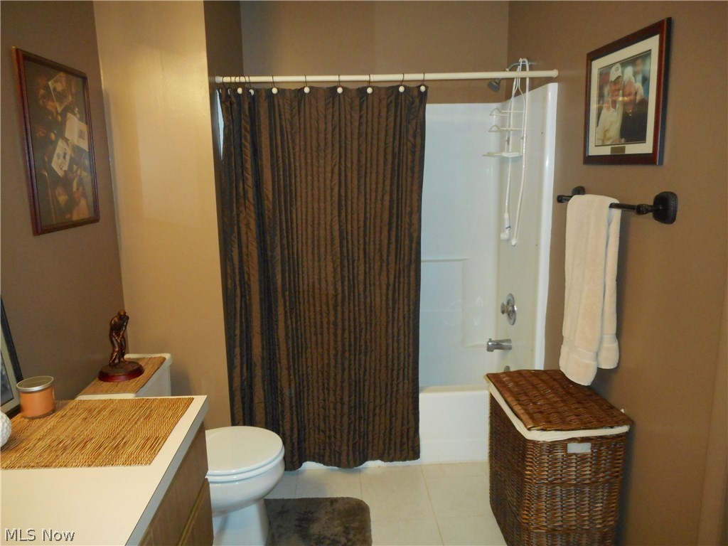 Silver Valley Condo - Residential