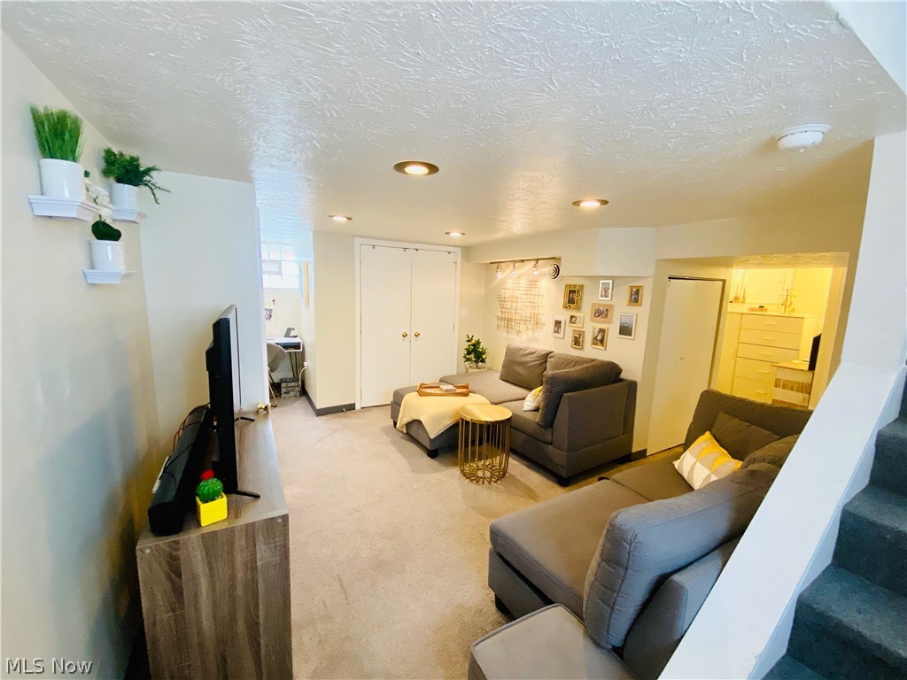 Lorain Highlands - Residential