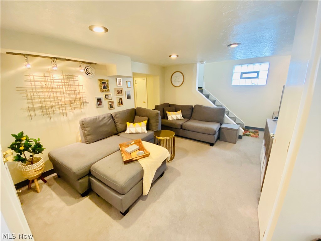 Lorain Highlands - Residential