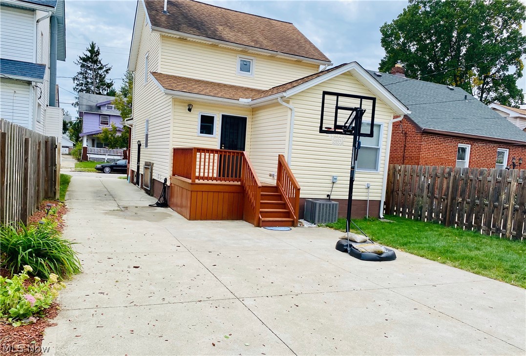 Lorain Highlands - Residential