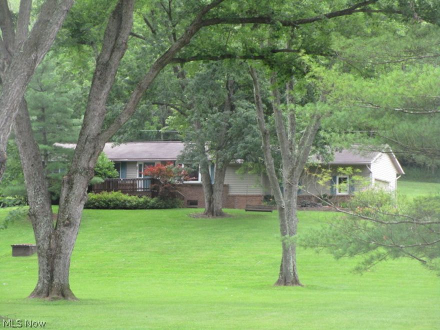 River Front High & Dry Ranch with River frontage and Dock Mooring, In the Franklin School System with 4 Car Garages ( 2 each ), 4 Bedrooms, 3 Full Baths, 3 Heat Sources, 1 being Natural forced air Gas, Central Air, Walk out Basement with Wood Burner, Built in Bar, Recreation & Family Rooms, Home not in the Flood Plane, Public Water, Large Deck on the Front of the Home to View the River, Private rear Yard Bordering a large Wooded Area, If you want River Frontage to Boat and Fish, Want Country Living with all the Amenities plus Convenient to 2 Restaurants, Store and Gas Station Then you had better take a look at this One!