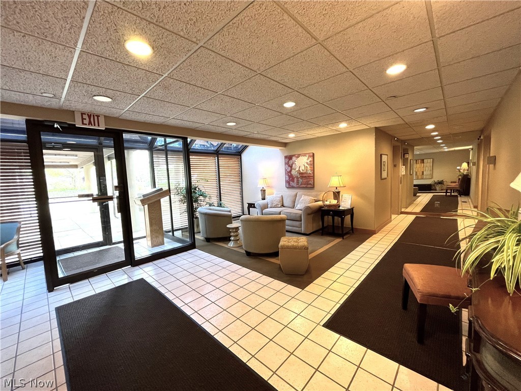 Woodhawk Club Condos 07 - Residential