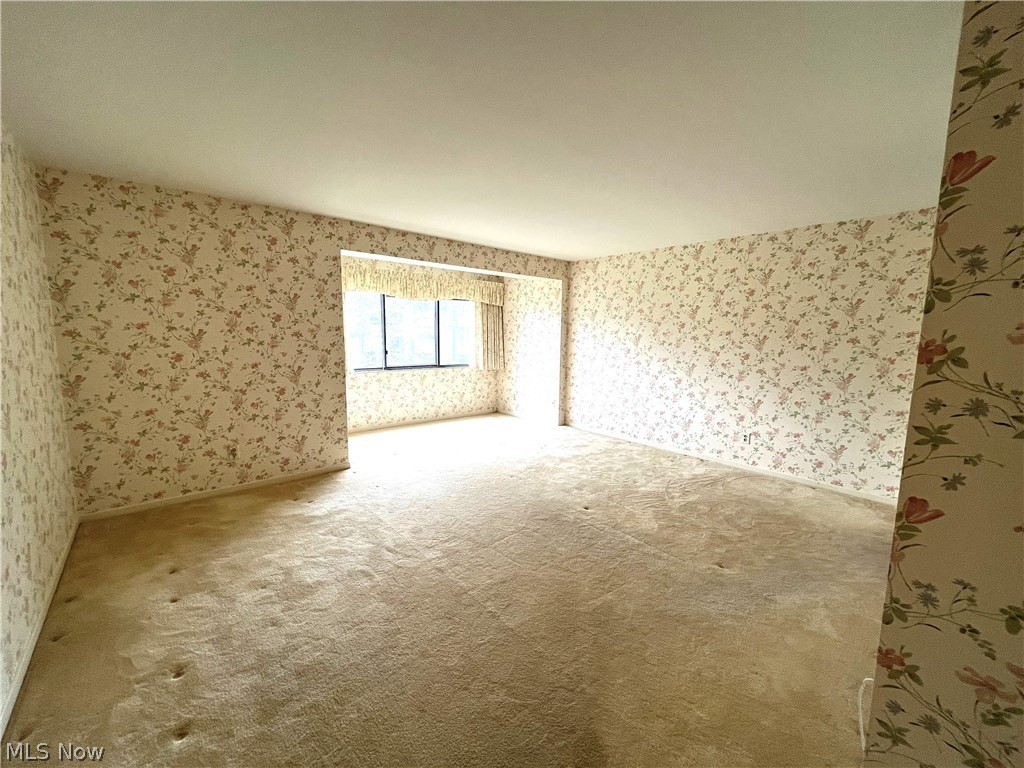 Woodhawk Club Condos 07 - Residential