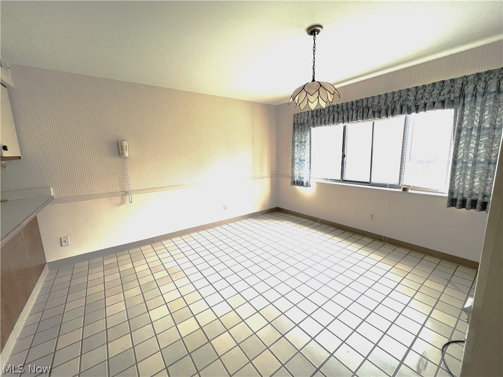 Woodhawk Club Condos 07 - Residential