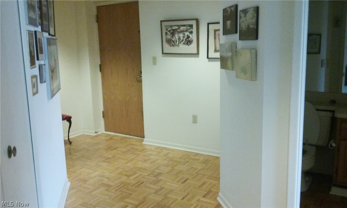 Woodhawk Club Condo - Residential