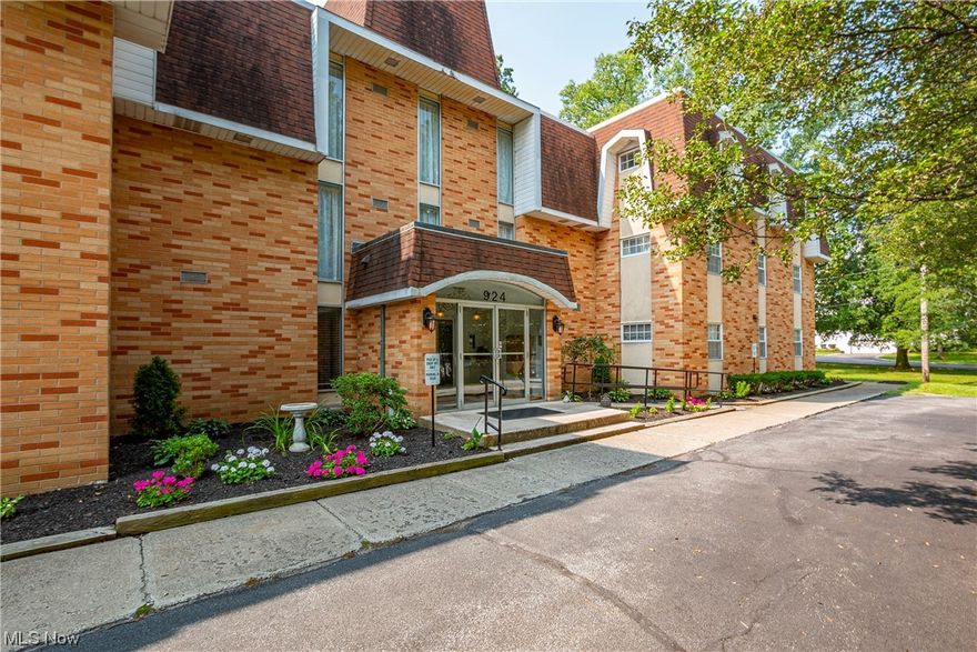 Welcome to this move-in ready condo!  This blank space is your canvas, with an open floor plan, nicely sized rooms, granite countertops in the owner's suite and much more. This is a must see! Updates include stainless steel refrigerator, dishwasher, and built in microwave, all new electrical panel and outlets in 2017. Shared laundry facilities located on the same floor and are free of charge. Elevators or stairs are available and include access to the secure underground heated garage space and storage unit. Come make this condo your own today!