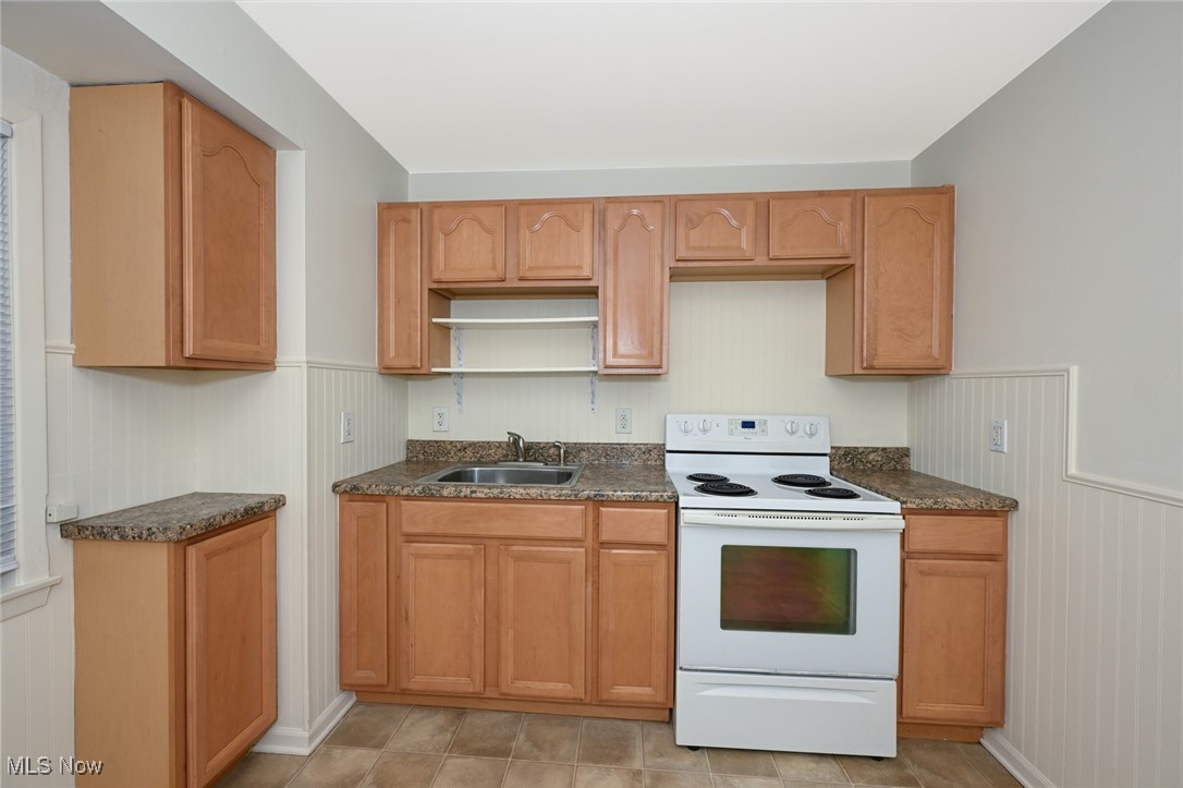 Zeller Court - Residential