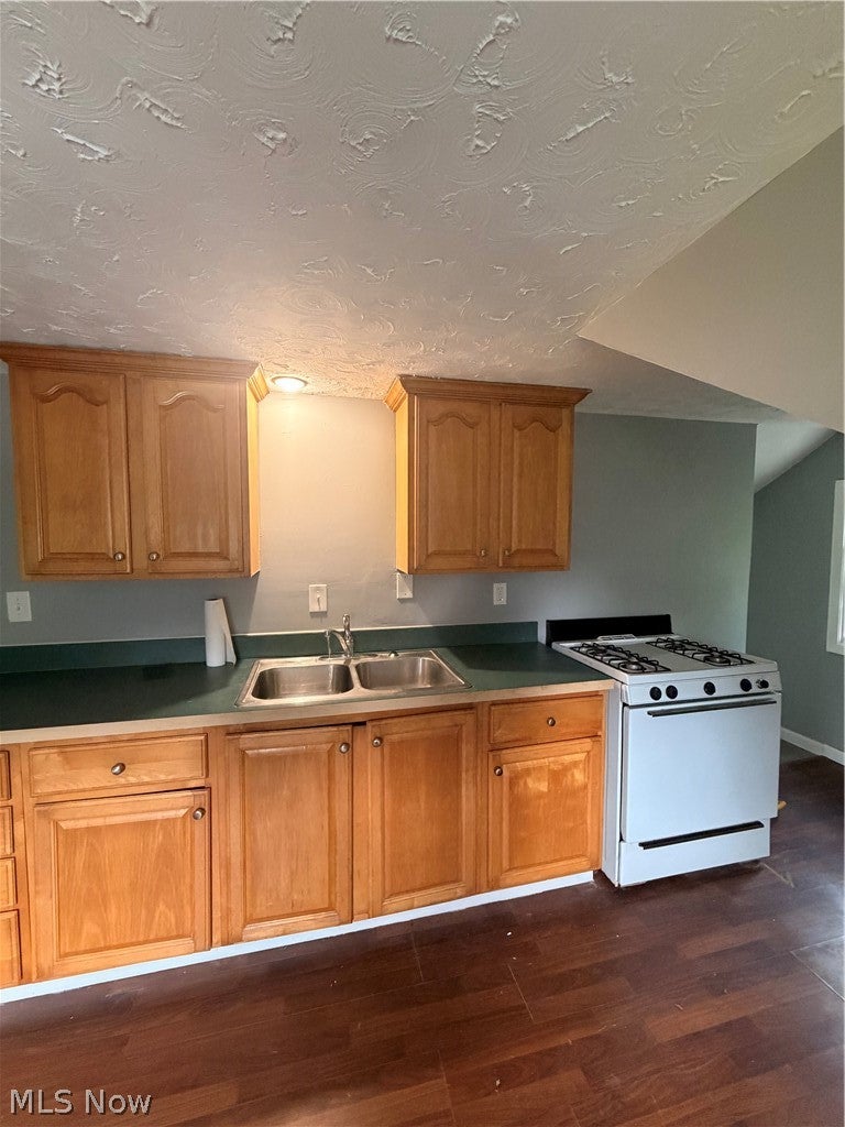 1399 Barlow Road 2