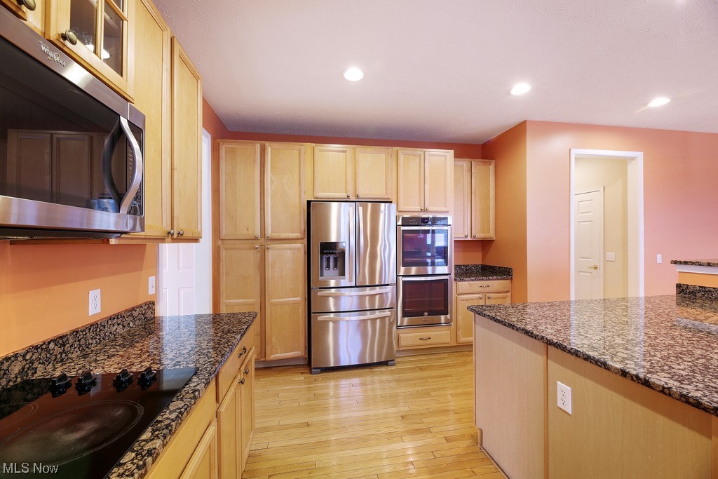 Signature/Solon Ph 02 - Residential