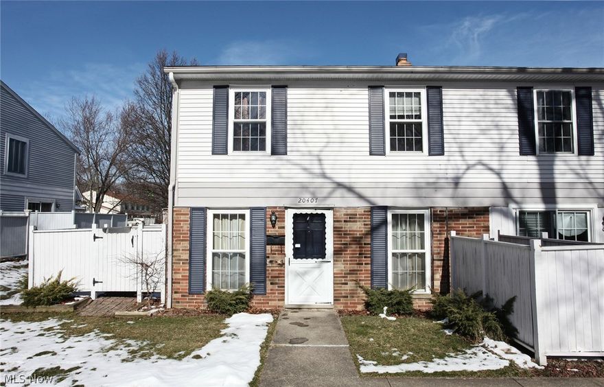 Don't miss out on this opportunity to own in Williamsburg Court! Updated 2 bedroom Condo conveniently located in Middleburg Heights. Newer vinyl windows and flooring. HVAC updated in 2015, Hot water tank in 2012, and new garage door and opener in 2014. Don't miss out on this opportunity to own today. Call me for a private showing!