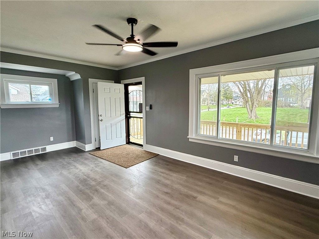 Photo of 3922 E 120th Street, Cleveland, OH 44105 (MLS # 5201226)