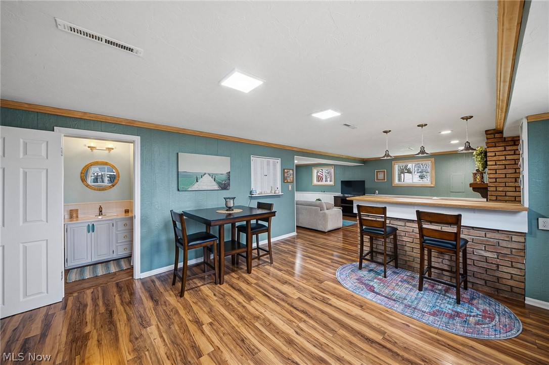 Crystal Shores - Residential