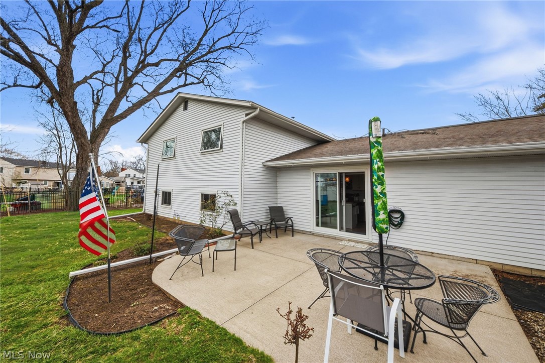 Crystal Shores - Residential