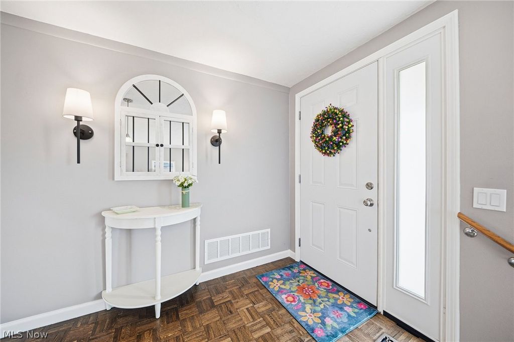 Photo of 4560 Newbury Drive, Vermilion, OH 44089 (MLS # 5197088)