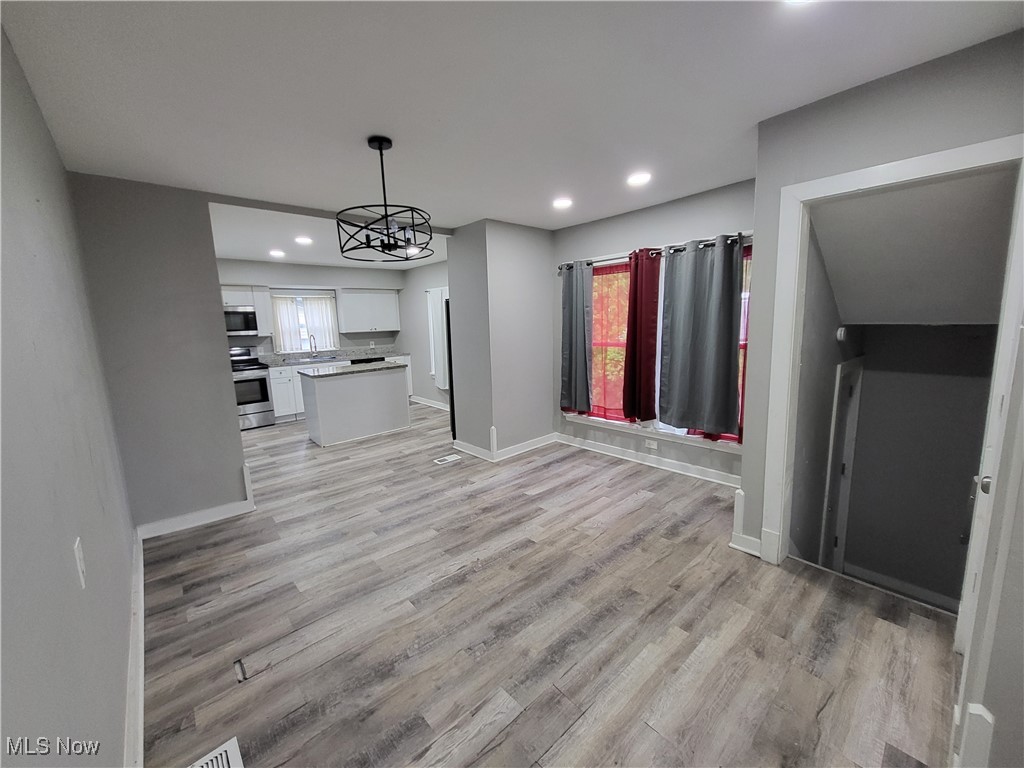 Walter H Tellings Lincoln Heights - Residential