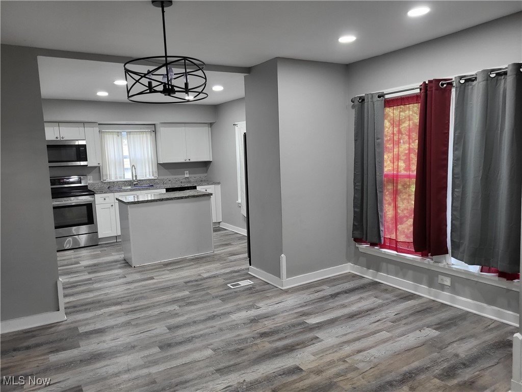 Walter H Tellings Lincoln Heights - Residential