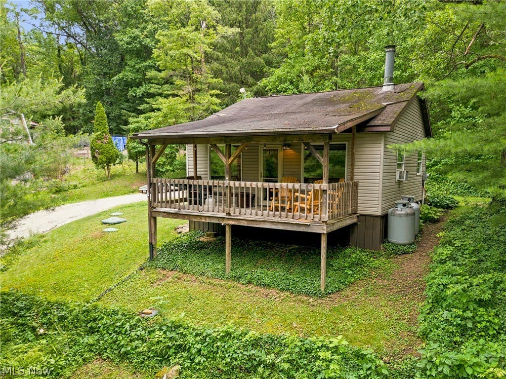 Photo of 7324 Ferngreen Road, Carrollton, OH 44615 (MLS # 5222854)