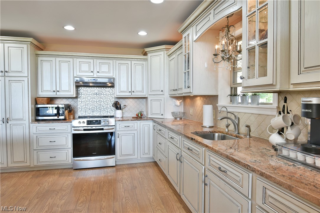 Seven Spgs Home Owners Asso - Residential