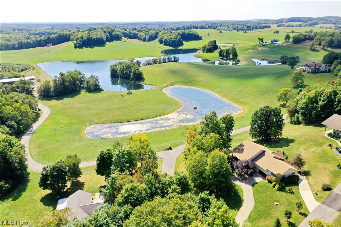 Seven Spgs Home Owners Asso - Residential