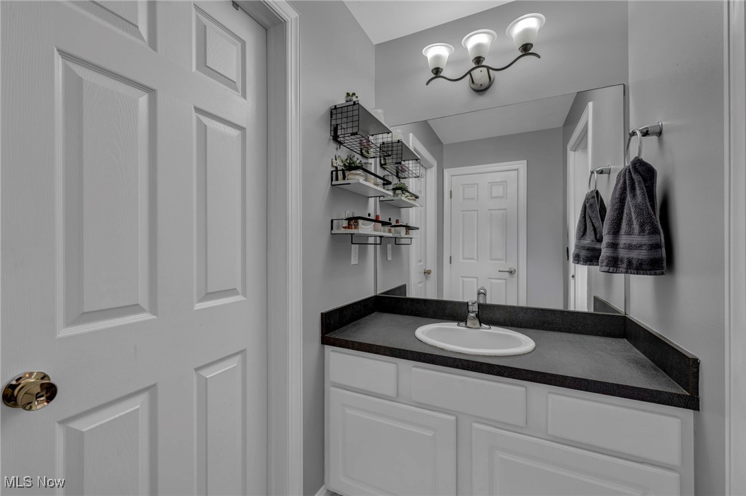 4835 Paxton Road, Akron, Ohio image 31
