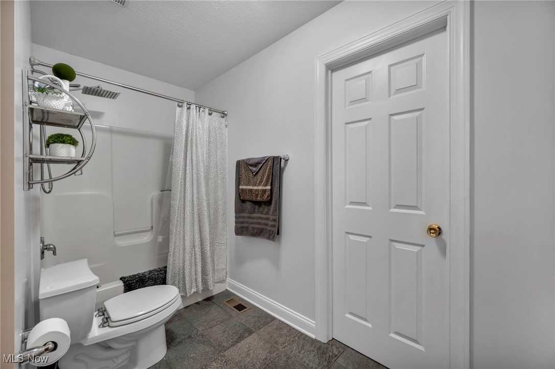 4835 Paxton Road, Akron, Ohio image 30