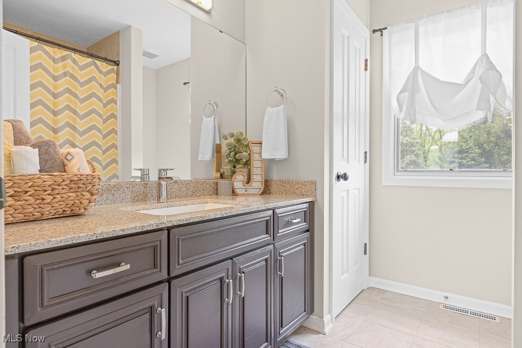 14713 Stillbrooke Drive, Strongsville, Ohio image 35