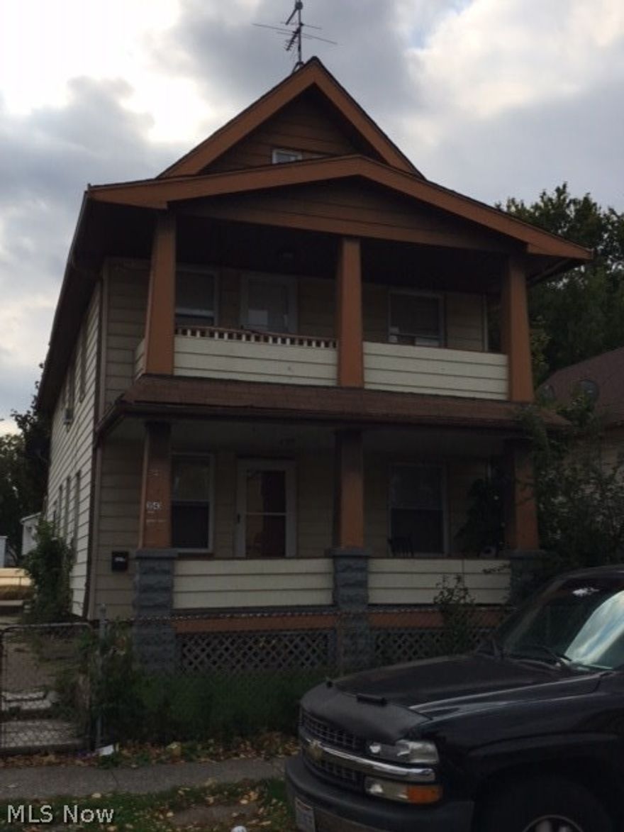 Great investment property. Tenant occupied, currently bringing in $1,300 per month. 3 family home. Newer windows and doors, hot water tank and furnace.