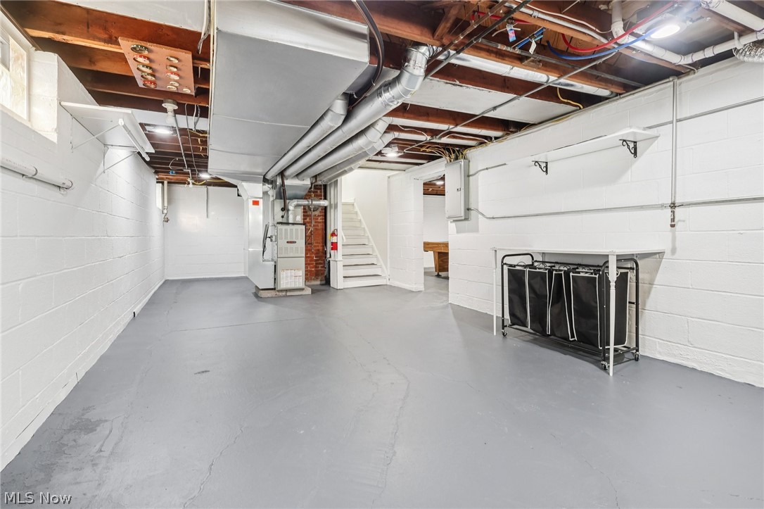 Situated/The City/North Olmste - Residential