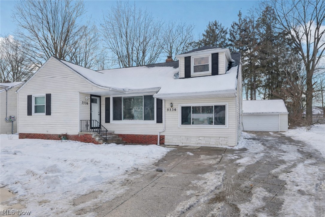 Situated/The City/North Olmste - Residential