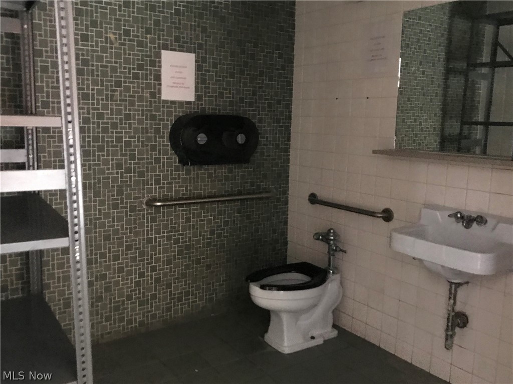 City/Niles - Commercial Sale