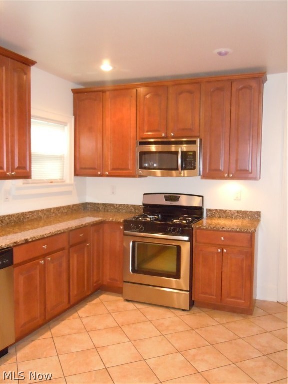 Meadowbrook Land Cos Coventry - Residential Lease