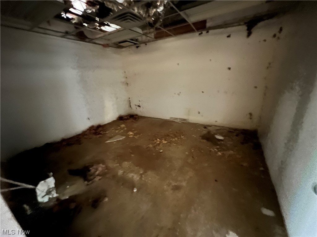 Bedford - Commercial Sale