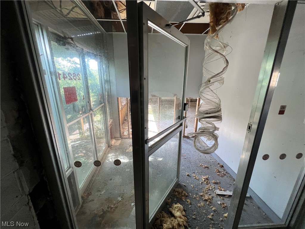 Bedford - Commercial Sale