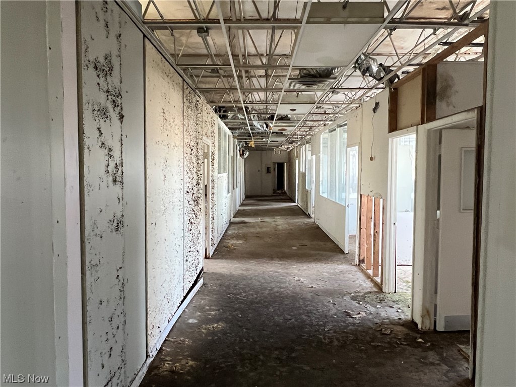 Bedford - Commercial Sale